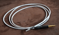 AKG K812 - sluchátkový kabel